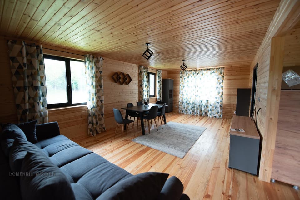 Domeniul Cerbului Nature lodge in Romania