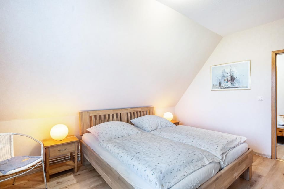 Property building, Living room, Bedroom