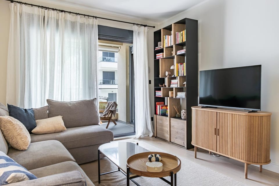 TV and multimedia, Living room, Seating area