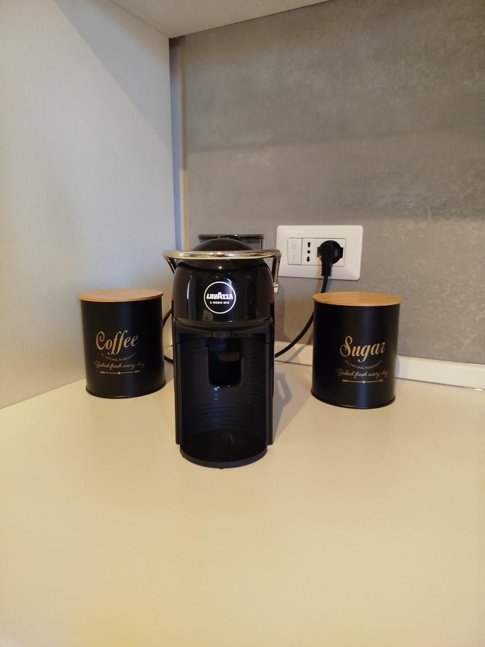 Coffee/tea facilities, Kitchen or kitchenette