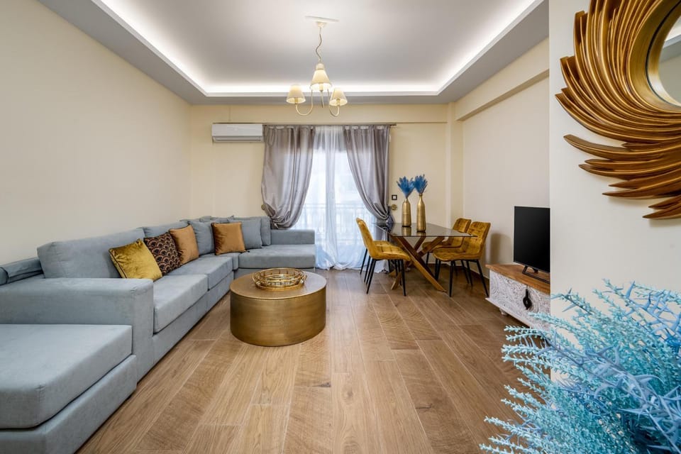 TV and multimedia, Living room, Seating area, air conditioner