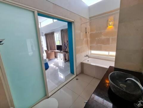 2 Bedroom Bloom Villa Villa in Kuta Selatan