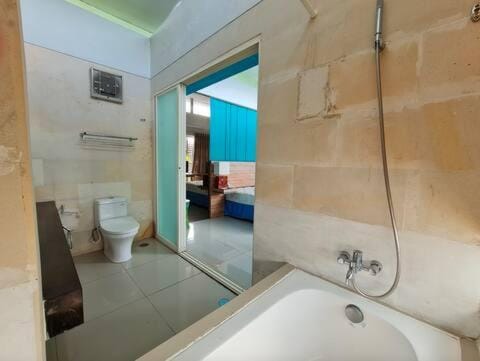 2 Bedroom Bloom Villa Villa in Kuta Selatan
