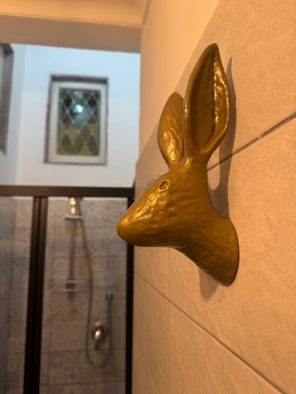 Bathroom, Decorative detail