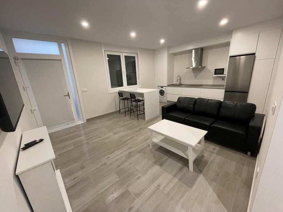 Kitchen or kitchenette, Living room, Dining area