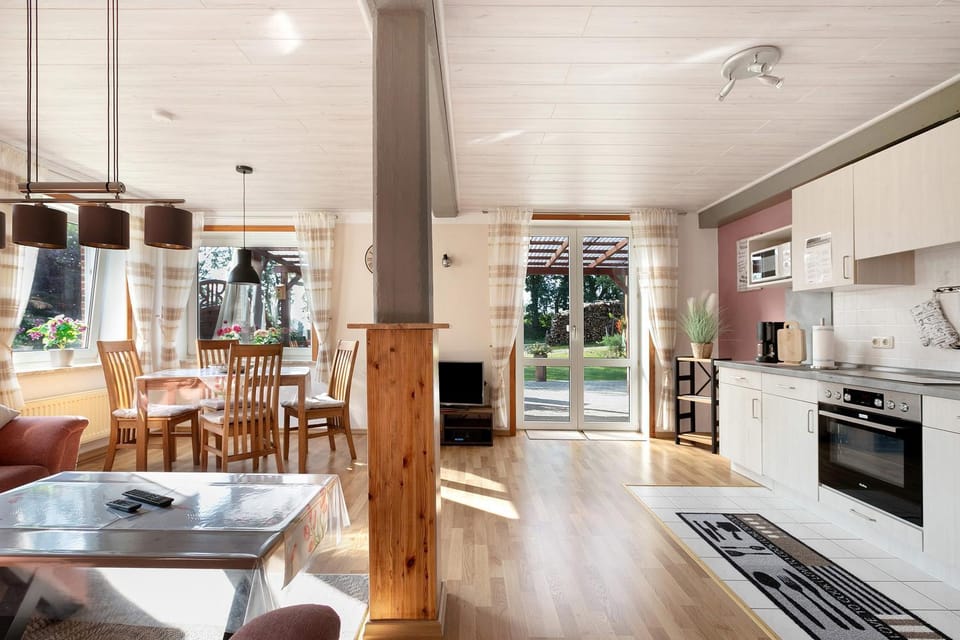 Property building, Kitchen or kitchenette, Living room