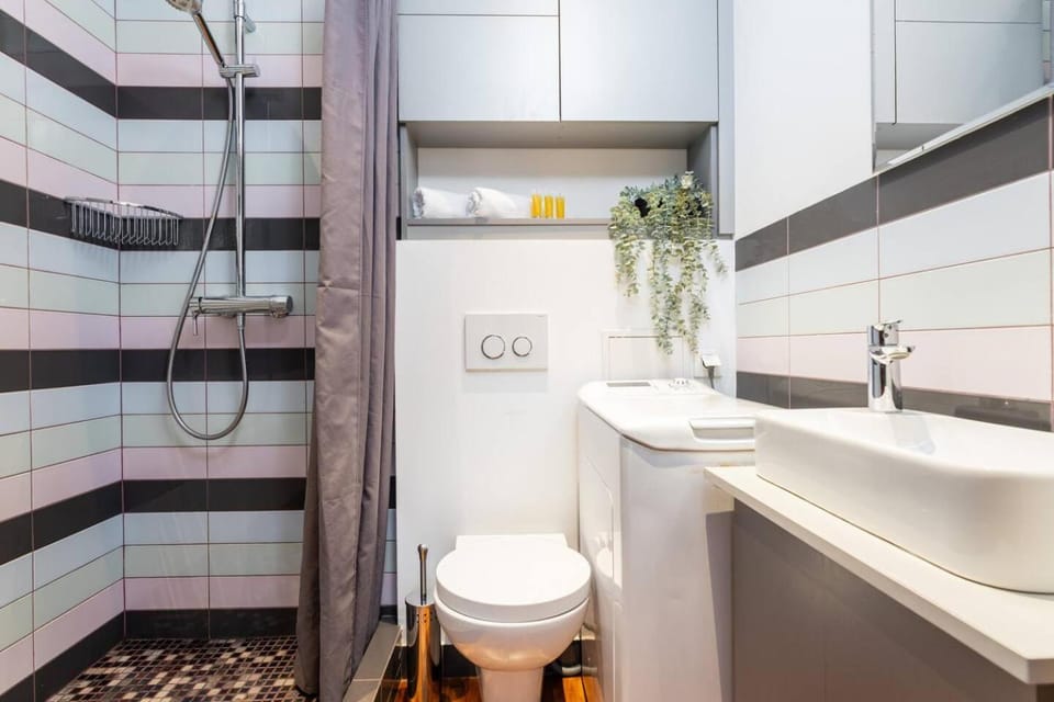 Rose Hip Studio City Center Apartment in Warsaw