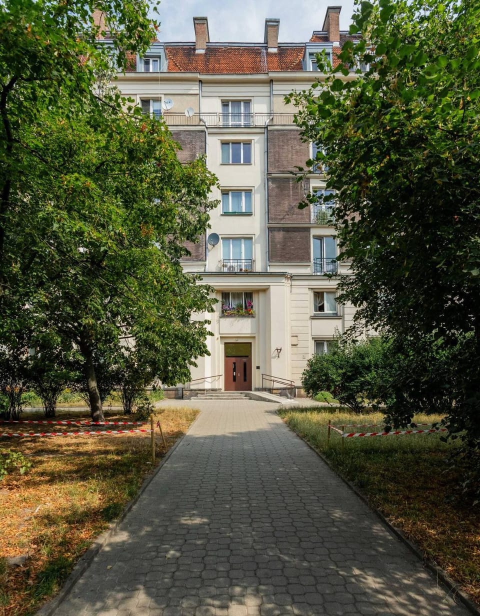 Rose Hip Studio City Center Apartment in Warsaw