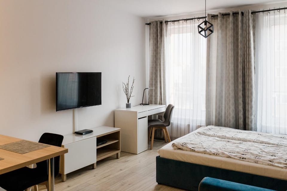 Bed, TV and multimedia