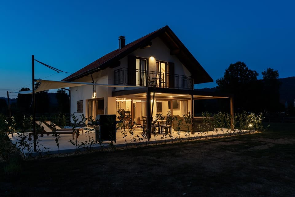 Property building, Night, Garden, Balcony/Terrace