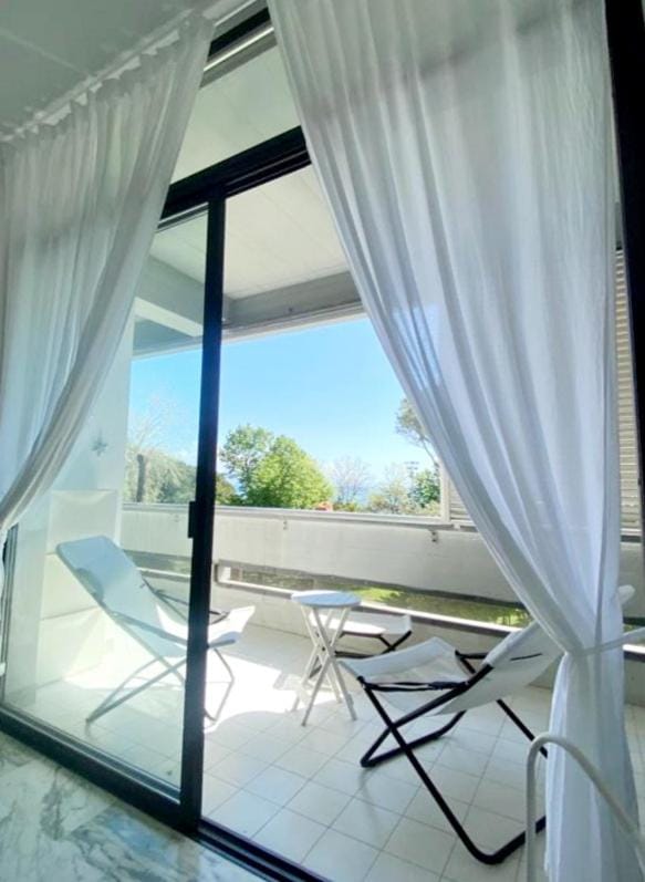 View (from property/room), Balcony/Terrace, Sea view