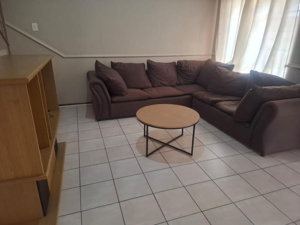 Pendleberry Grove Holidays Apartment in North West, South Africa