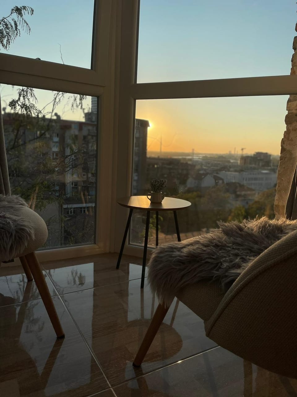 Natural landscape, View (from property/room), Living room, Seating area