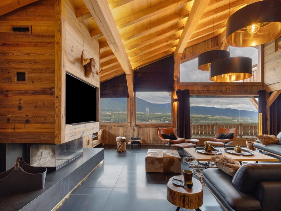 Property building, Living room