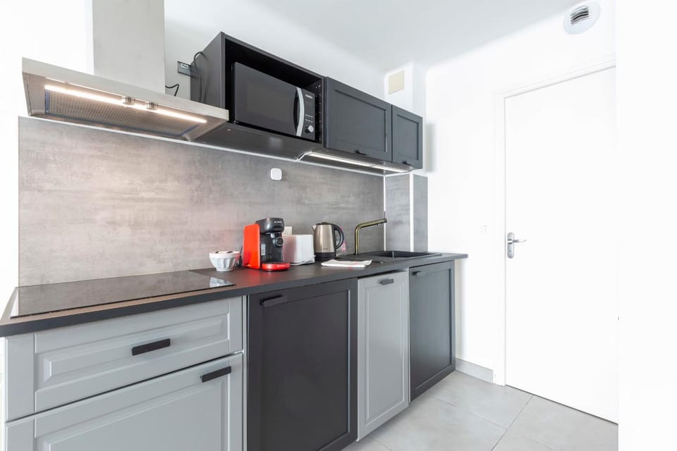 3 Le Saint Joseph Studio in City Center with AC Apartment in Antibes