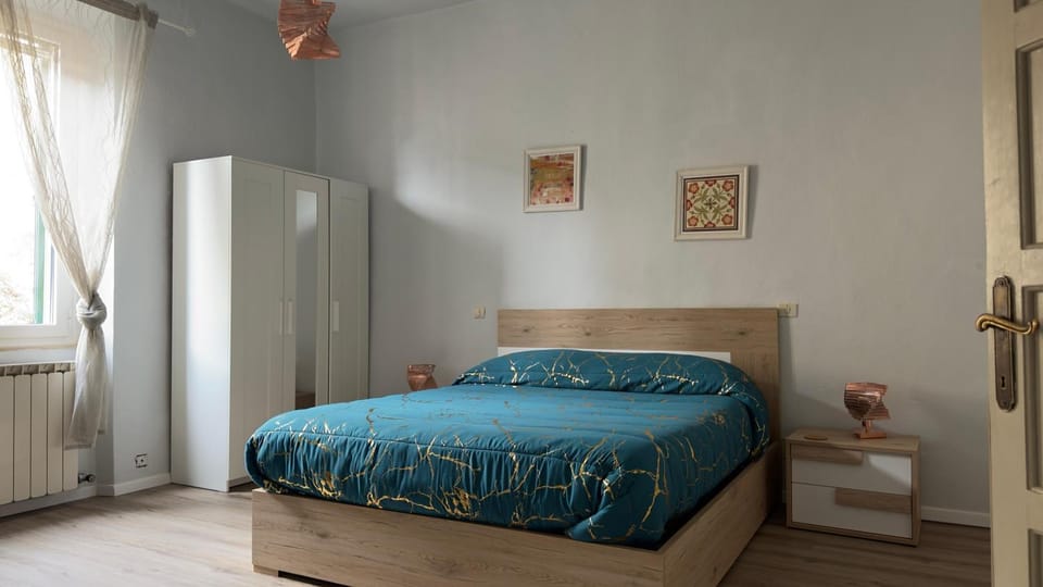 Bed, Bedroom, wardrobe