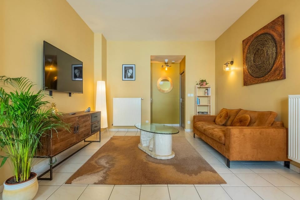 One bedroom apartment close to all amenities Apartment in Hauts-de-France
