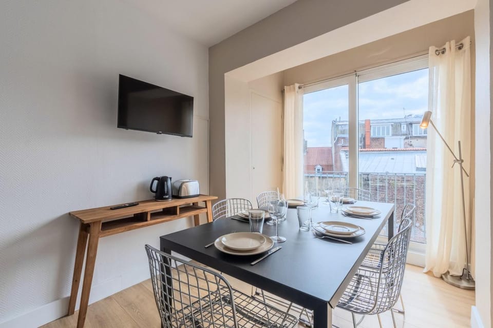 Renovated 3-bedroom flat on the Grand Place Apartment in Lille