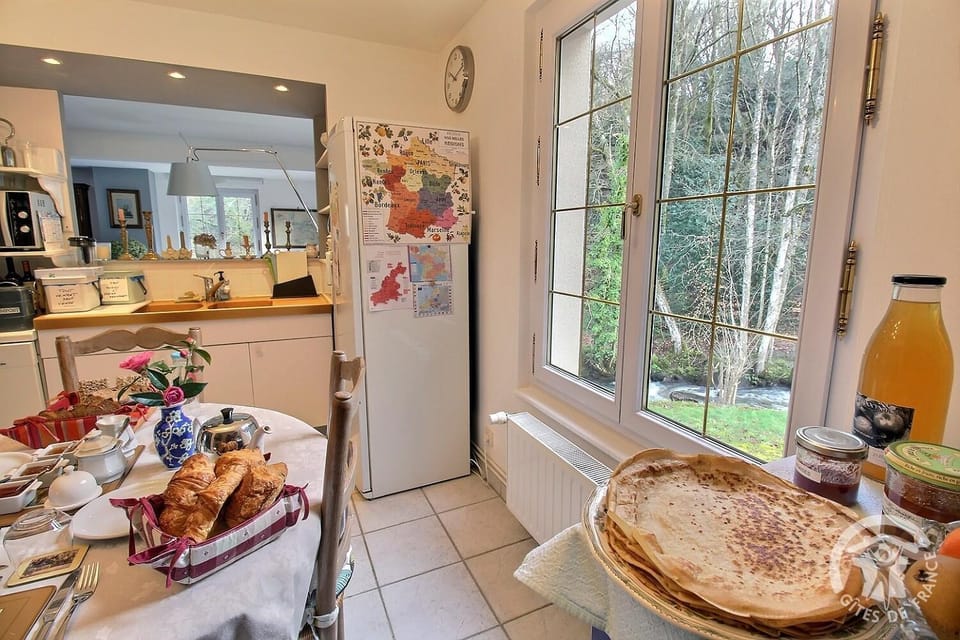 Le vieux moulin de guingamp Bed and Breakfast in Brittany