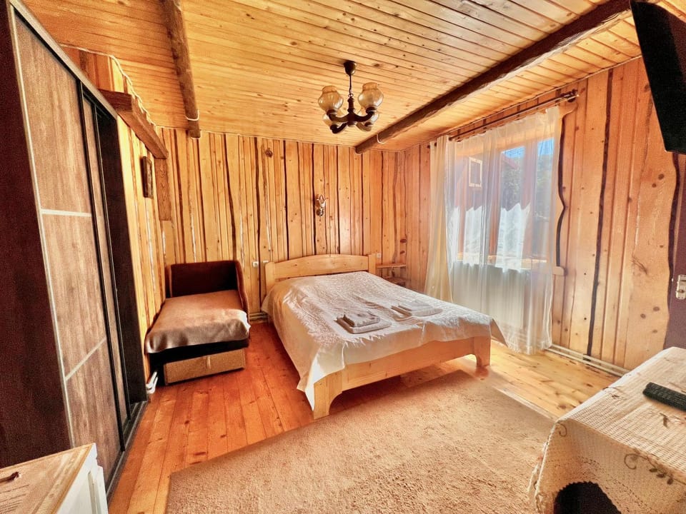Хатинка Bed and Breakfast in Ukraine