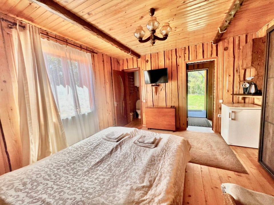 Хатинка Bed and Breakfast in Ukraine