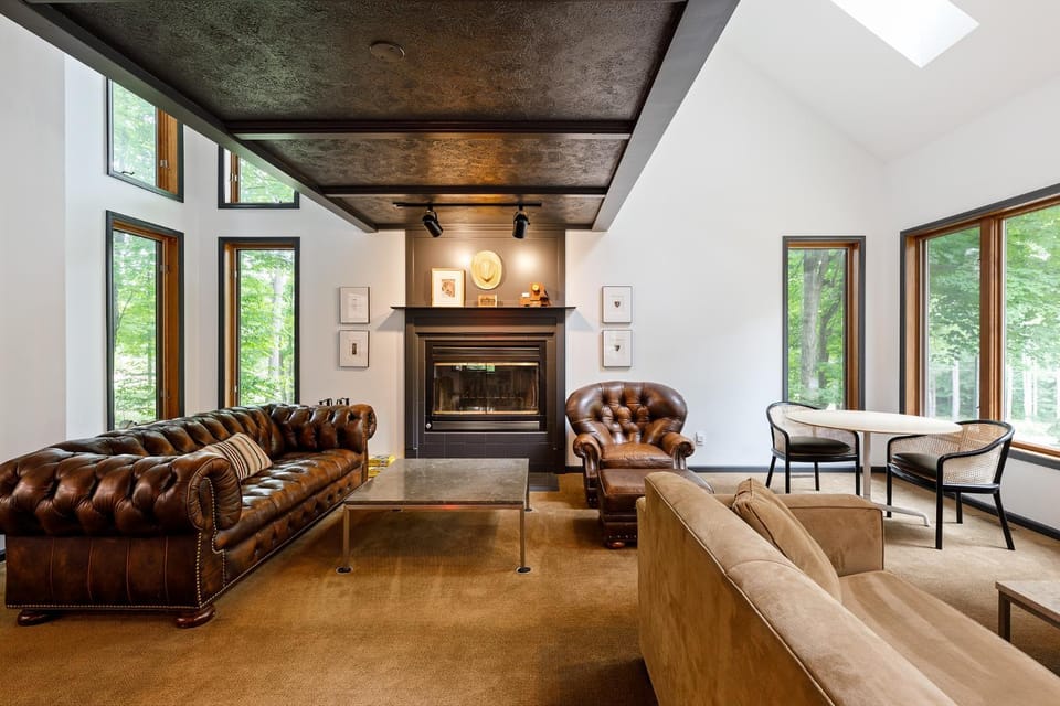 Club 100 - Crystal Mountain House in Michigan