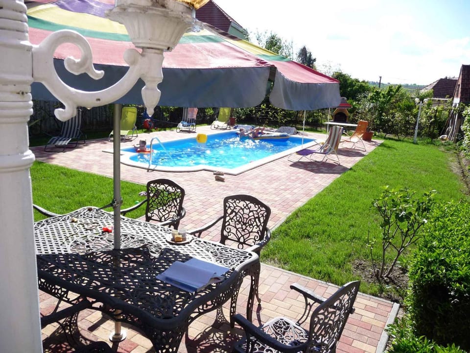 Summer, Swimming pool