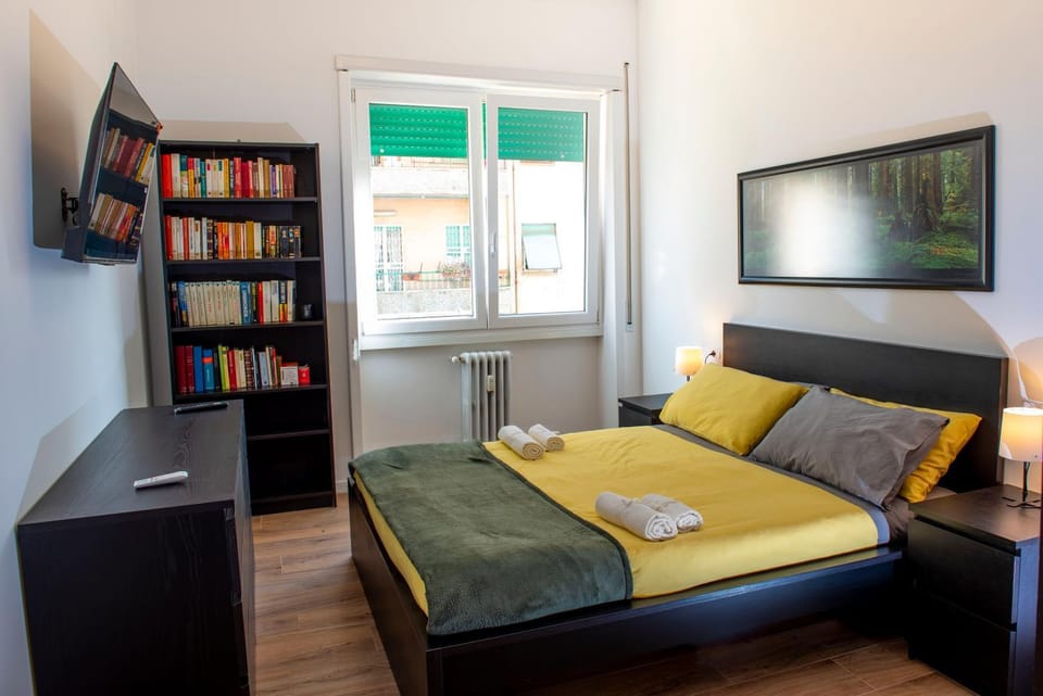 Library, TV and multimedia, Bedroom, internet, wardrobe, air conditioner