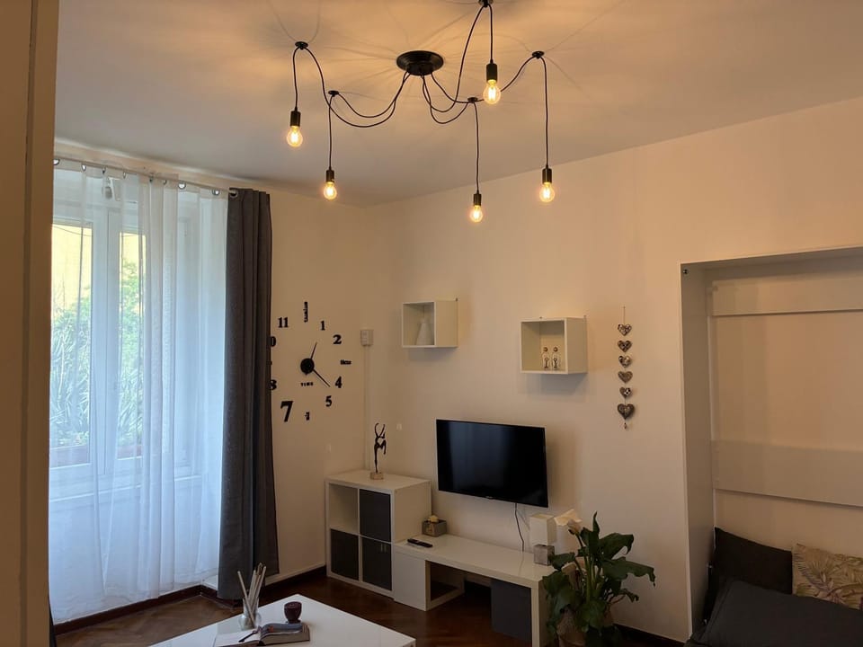 CASA ALICE A 2 PASSI DAL CENTRO 55 mt 2 Apartment in Trieste
