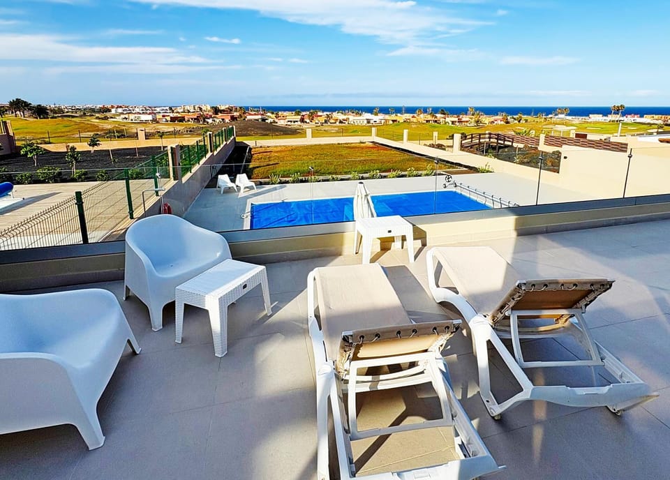 Serena Luxury House Villa in Maxorata