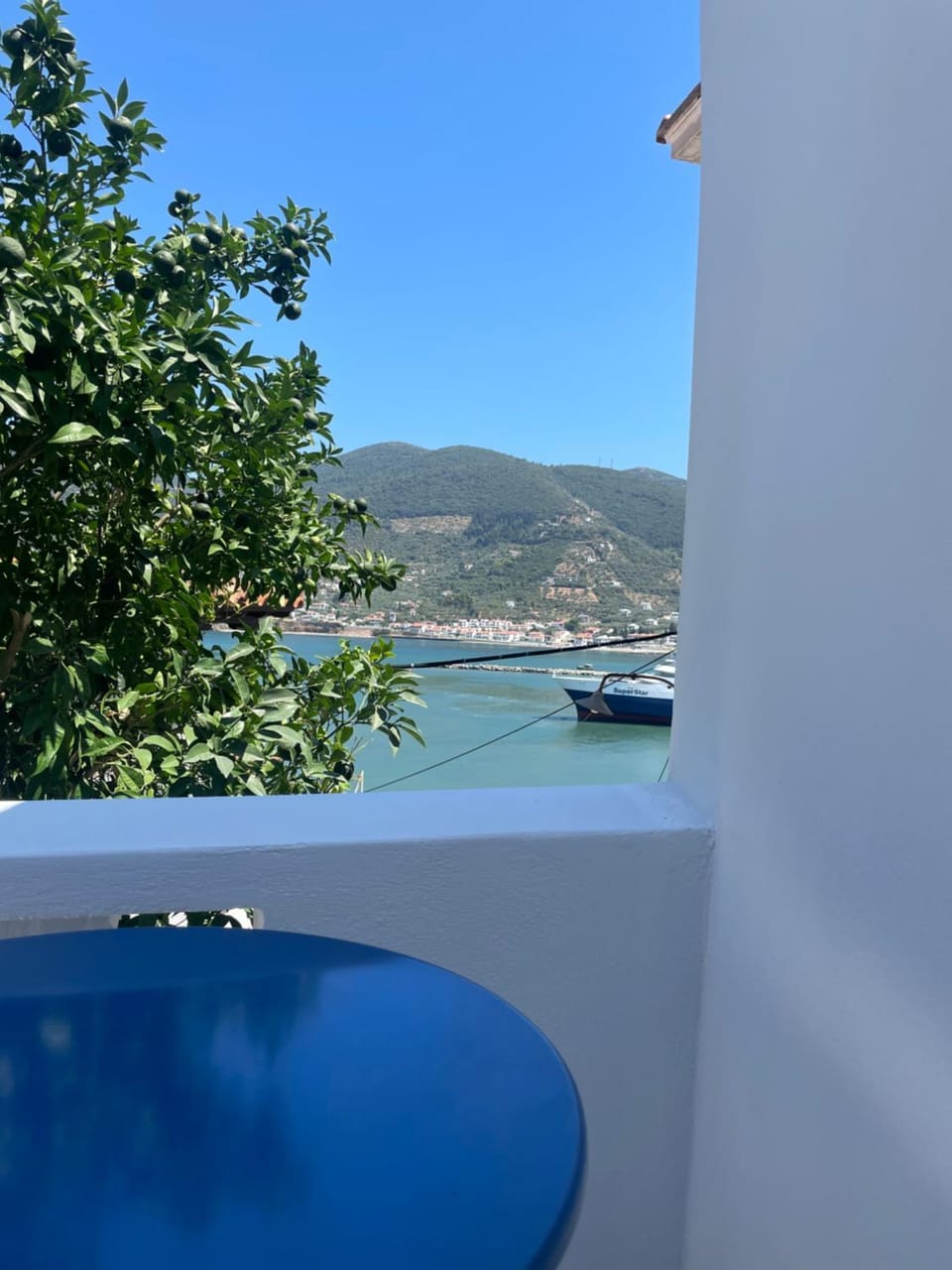 View (from property/room), Balcony/Terrace, Mountain view, Sea view