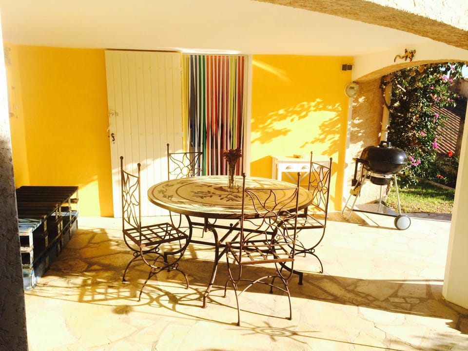 Villa Lou Gecko House in Hyères