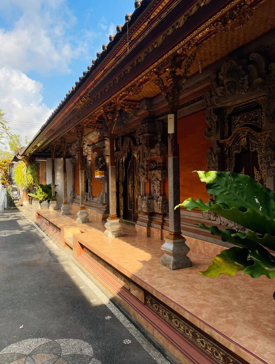 Property building, Day, Street view