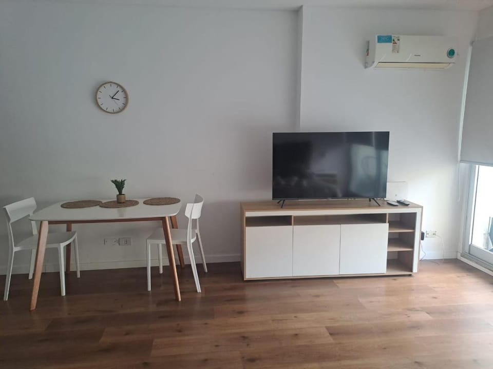 TV and multimedia, Dining area