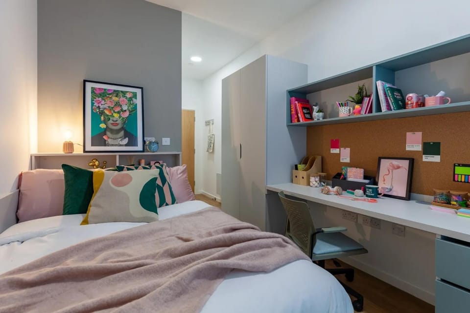 For Students Only The Waterways in Nottingham Apartment in Nottingham