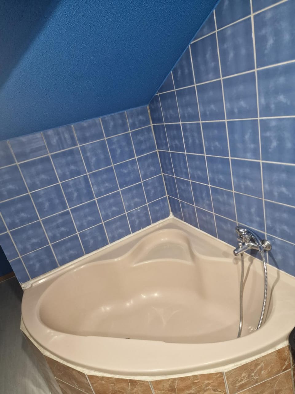 Loft Eiffel F2 Apartment in Bourgogne-Franche-Comté