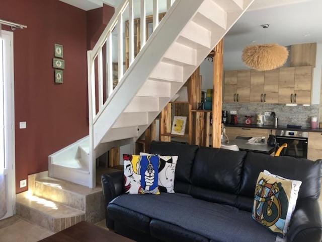 Living room, kitchen