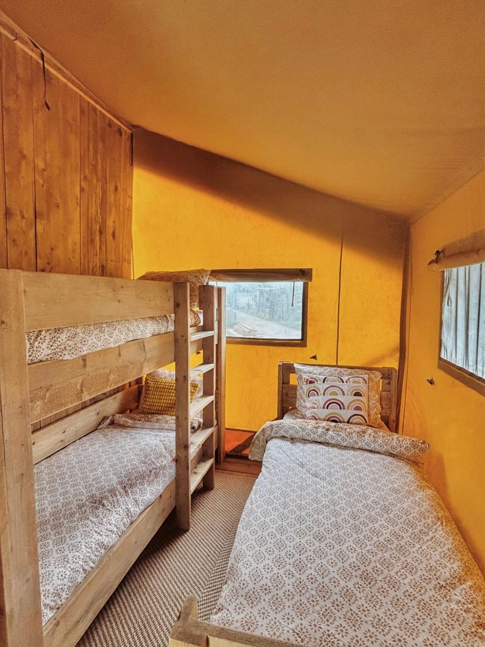 Glampingtent Grou Luxury tent in Friesland, Netherlands
