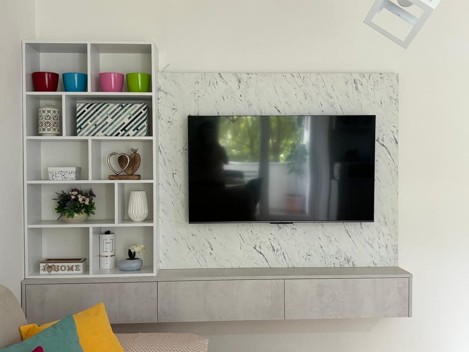 TV and multimedia, Living room