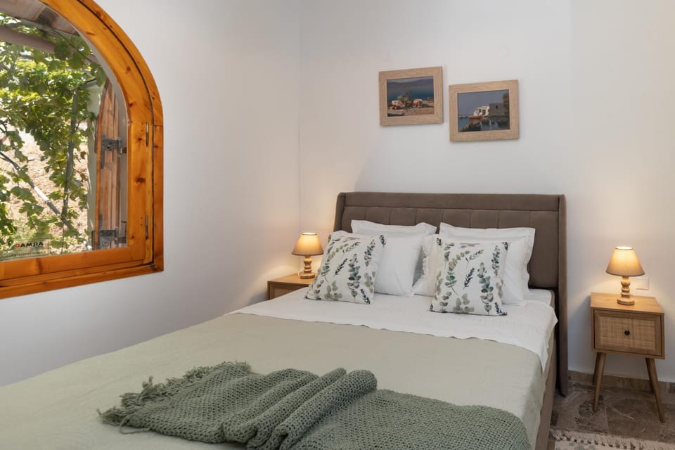 Sea View Serenity Suite Apartment in Crete Region