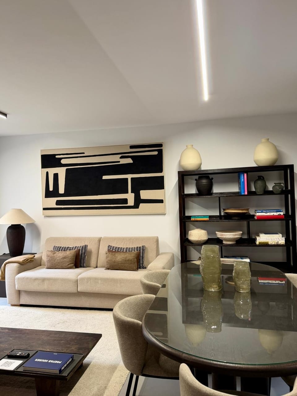 Living room, Dining area