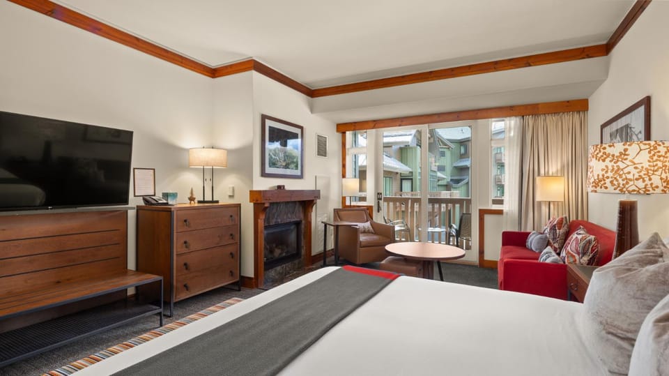 337 - Studio- Lodge At Spruce Peak -Stowe Mt Resort- Ski in Ski out - Sleeps 4 Resort in Stowe