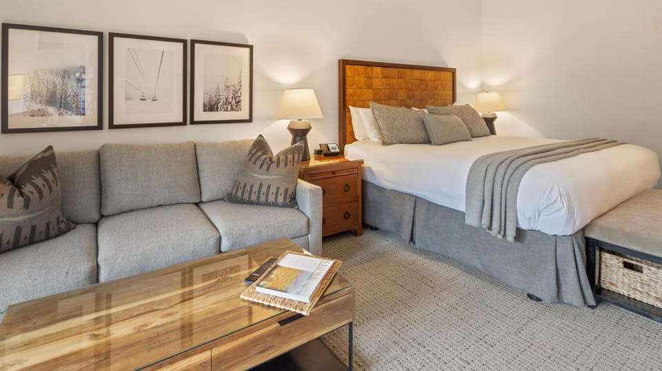 345 Studio Spruce Peak Lodge at Stowe Mt Resort Sleeps 4 Resort in Stowe