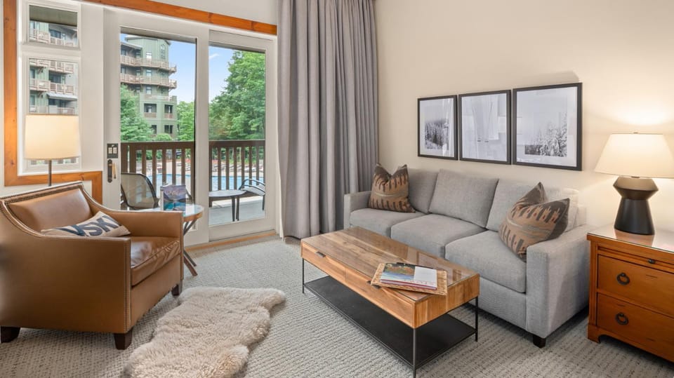 345 Studio Spruce Peak Lodge at Stowe Mt Resort Sleeps 4 Resort in Stowe