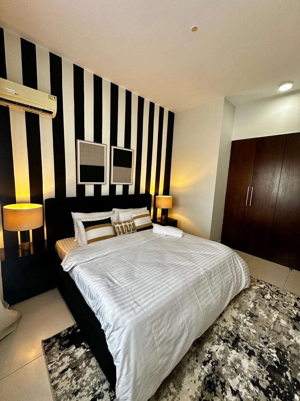 Bedroom, wardrobe