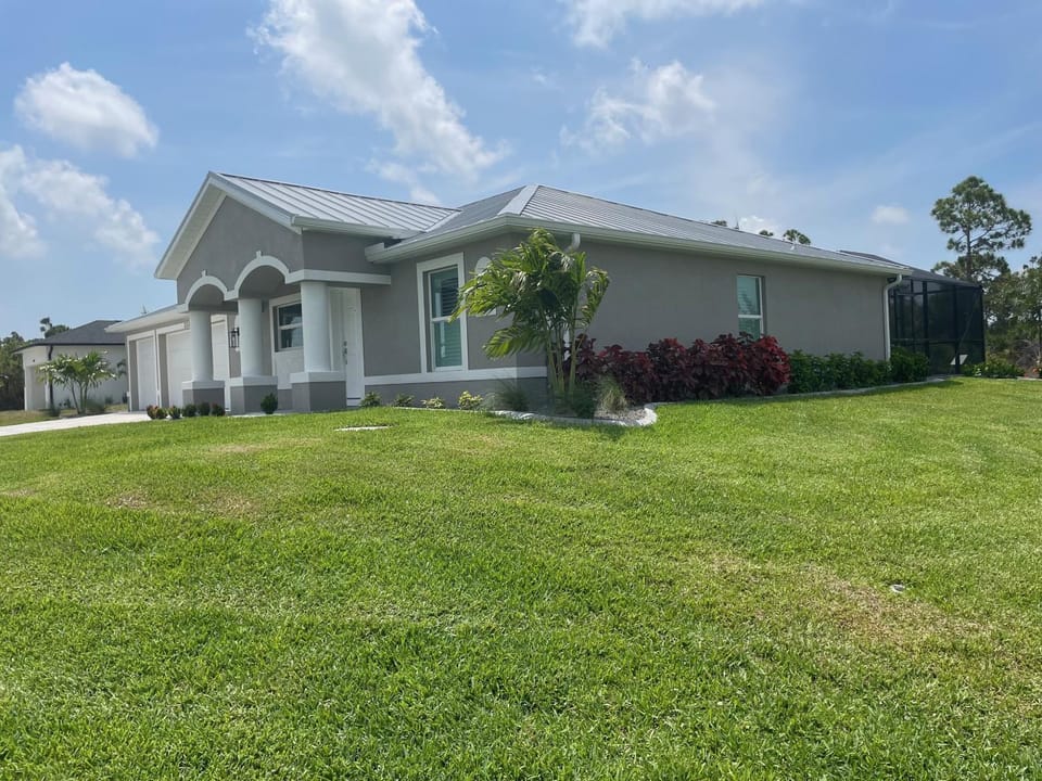 Fun in the Sun! Brand New Home! House in South Gulf Cove