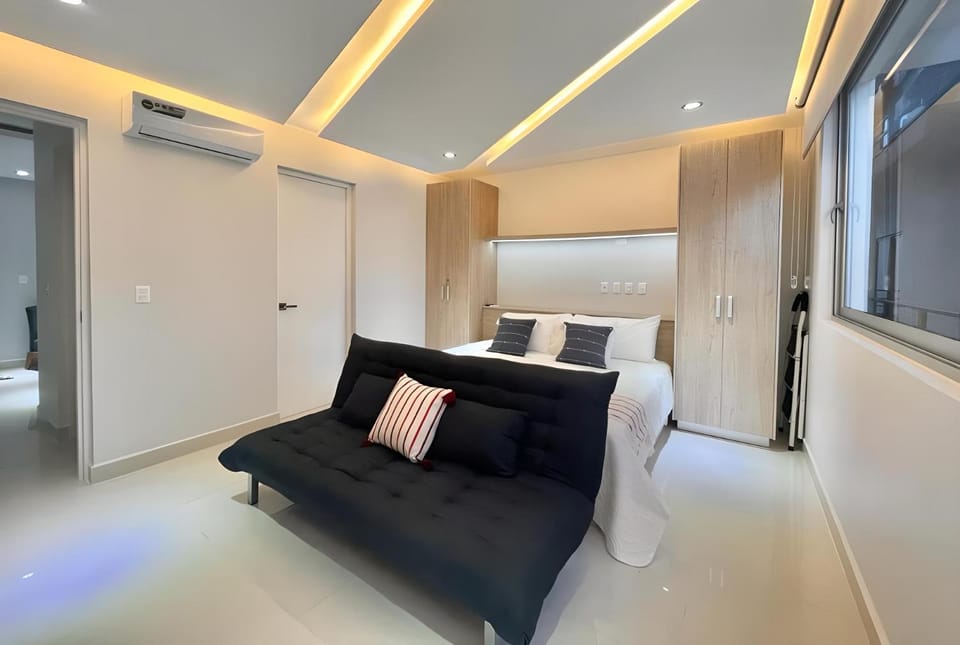 Bed, Bedroom, air conditioner