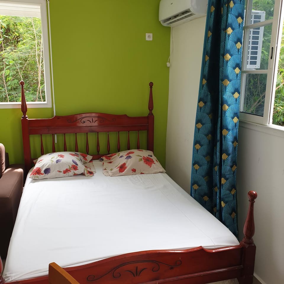 Studio Green proche plage de port-louis House in Grande-Terre, Guadeloupe