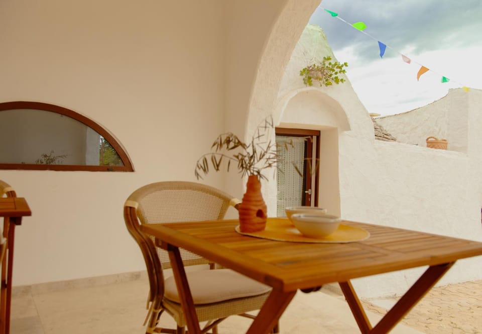 Patio, Garden, Seating area