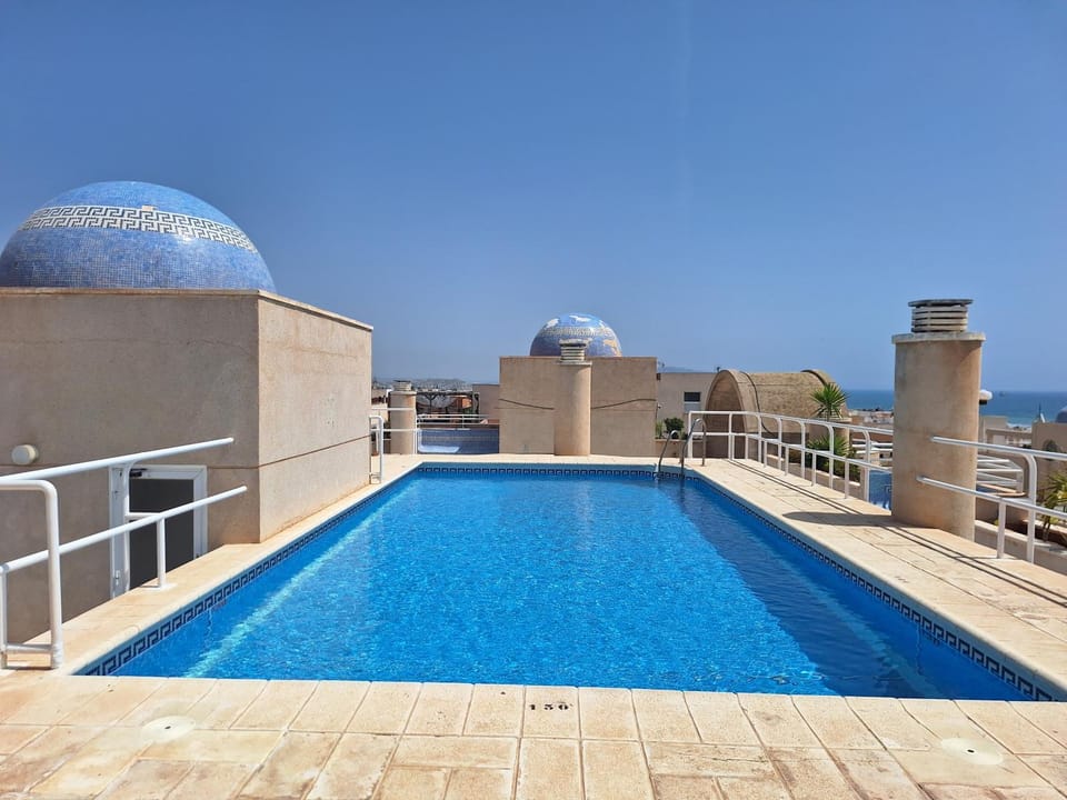 Balcony/Terrace, Swimming pool